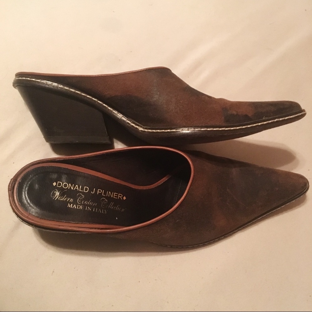 Donald Pliner Jessi Mules in Saddle